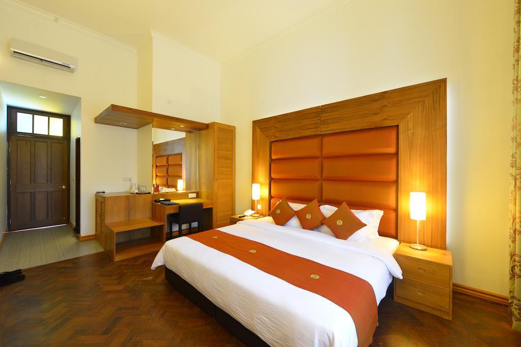 Hotel Amazing Мандалей Екстериор снимка