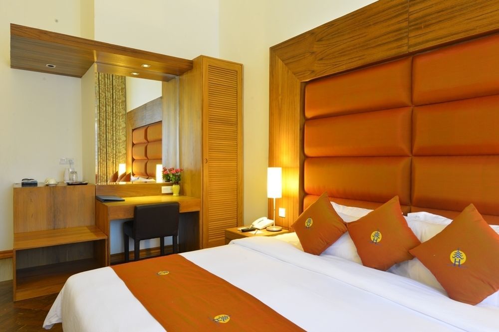 Hotel Amazing Мандалей Екстериор снимка
